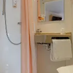 Hotel Premiere Classe Lyon Sud - A7 2*