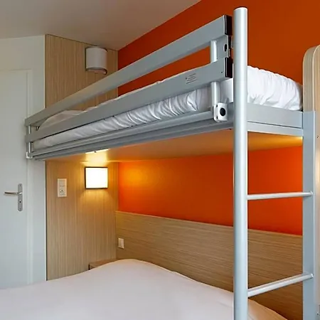 Premiere Classe Lyon Sud - A7 Hotel