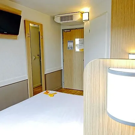 Premiere Classe Lyon Sud - A7 Hotel