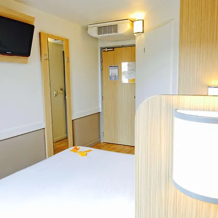 Premiere Classe Lyon Sud - A7 2*